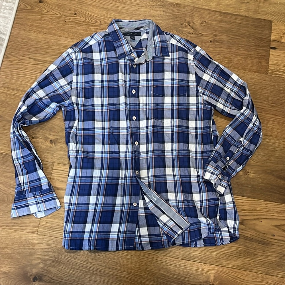 Men’s button down Tommy Hilfiger